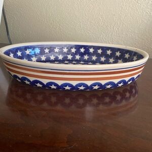 Boleslawiec Polish Pottery, Oval Baking Dish in the Stars and Stripes Pattern